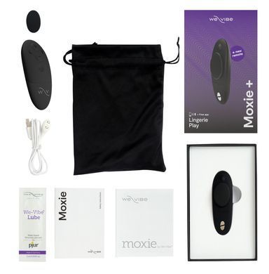 Смарт-вибратор у трусики We-Vibe Moxie+ Satin Black, черный